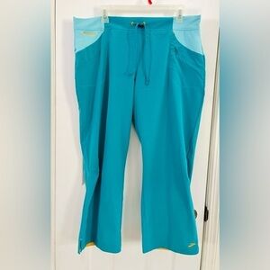Brooks Running 3/4 pants- Size Large